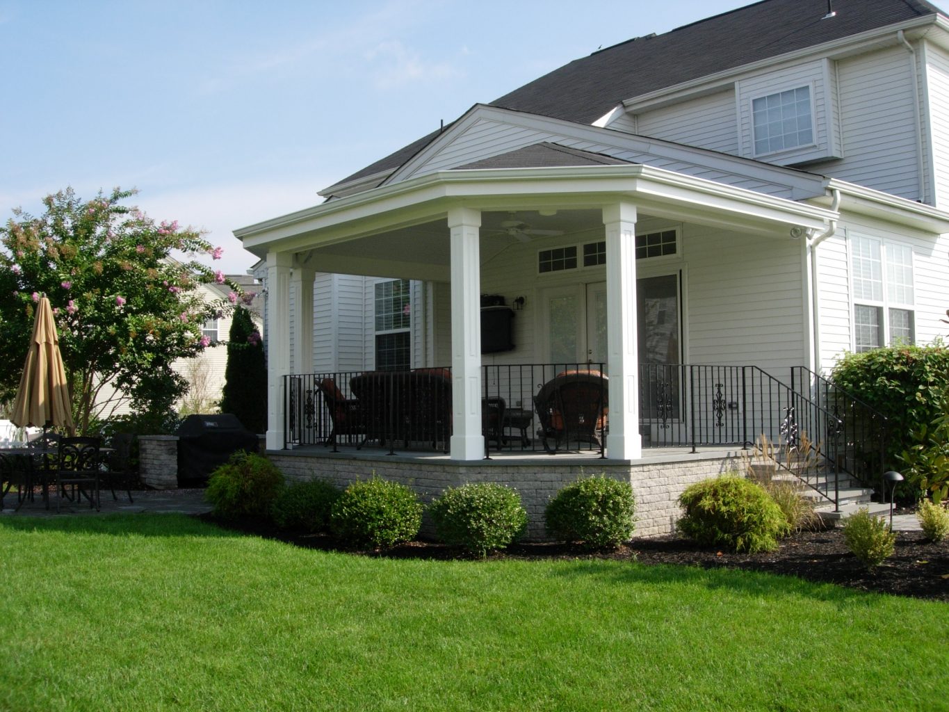 Bluestone Elevated Terrace in Lumberton, NJ - SLS Landscaping